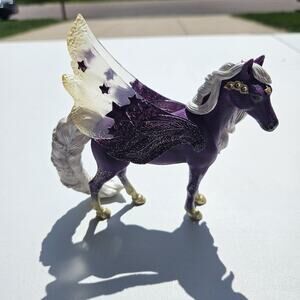 Schleich Star Pegasus Mare Unicorn Fantasy Figure Purple Bayala 70579